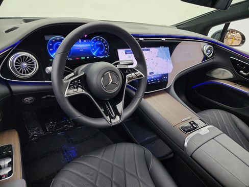 Used 2022 Mercedes-Benz EQS 580 4MATIC Sedan image 14