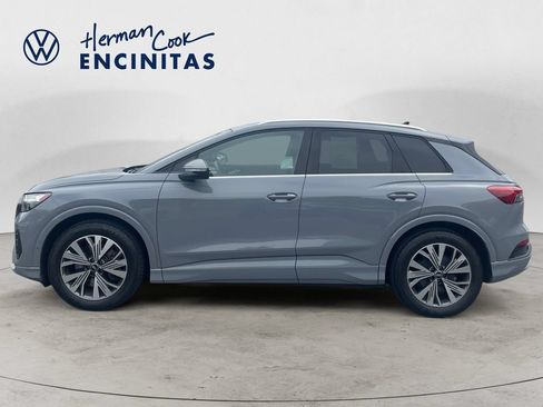 Used 2023 Audi Q4 e-tron Premium Plus w/ Premium Plus RWD image 2