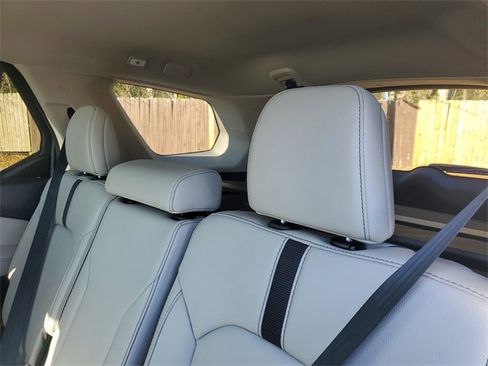 New 2026 Honda Pilot EX-L image 9