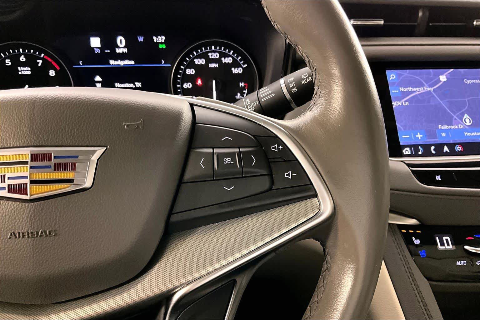 Used 2024 Cadillac XT5 Premium Luxury w/ Technology Package FWD image 25