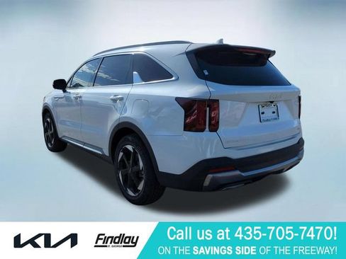 Used 2025 Kia Sorento EX AWD/4WD image 5