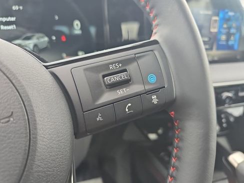 New 2026 Nissan Kicks SR FWD image 27