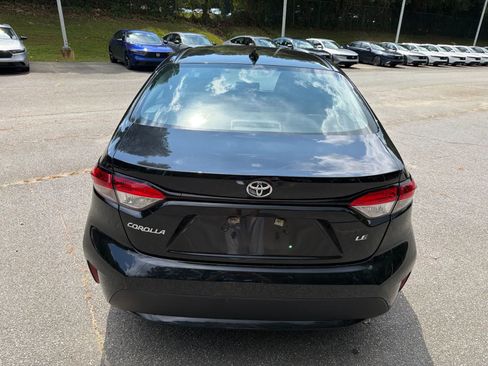 Used 2022 Toyota Corolla LE FWD image 10
