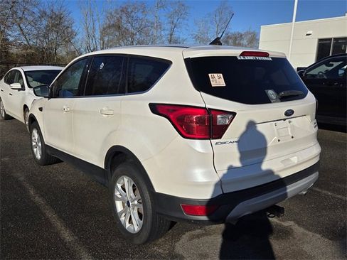 Used 2019 Ford Escape SE image 15