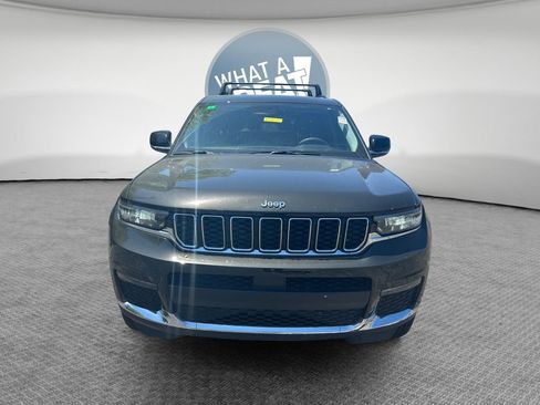 Used 2023 Jeep Grand Cherokee L Limited w/ Trailer Tow Group (B) AWD/4WD image 9