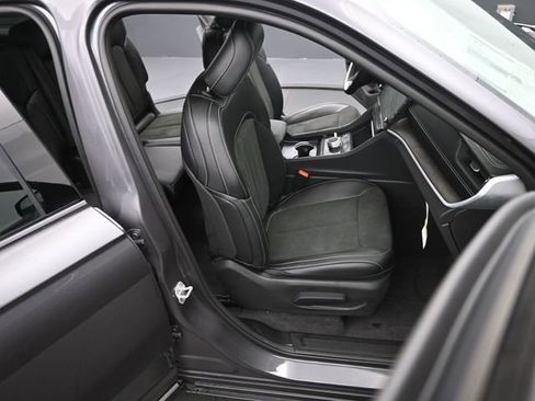 New 2026 Jeep Grand Cherokee L 4WD image 21