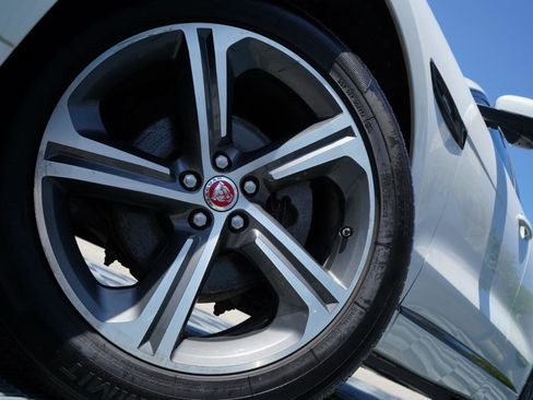 Used 2020 Jaguar F-PACE R-Sport AWD/4WD image 92