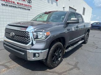 Used 2019 Toyota Tundra SR5 AWD/4WD video 1
