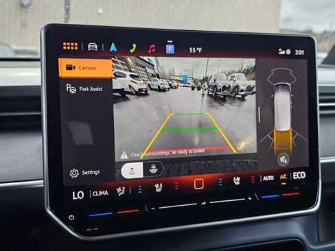 Used 2025 Volkswagen ID. Buzz Pro S image 28