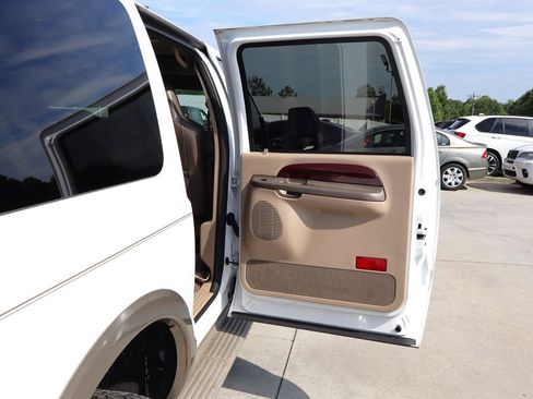 Used 2004 Ford Excursion Eddie Bauer AWD/4WD image 42