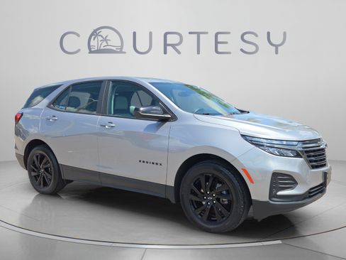 Used 2023 Chevrolet Equinox LS w/ Sport Edition FWD image 7
