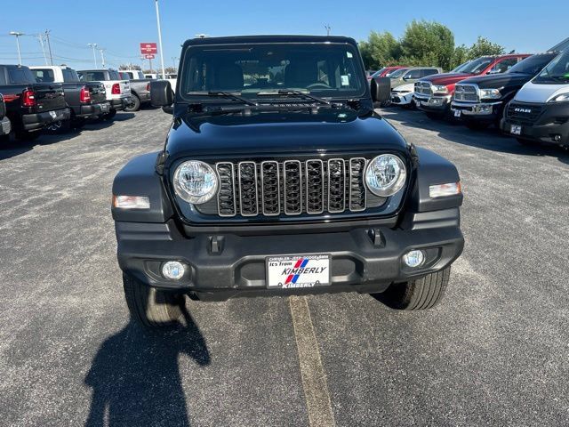 Used 2025 Jeep Wrangler Unlimited Sport AWD/4WD image 3