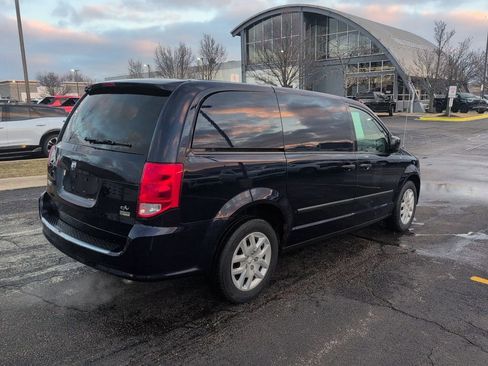 Used 2014 RAM C/V Tradesman image 5