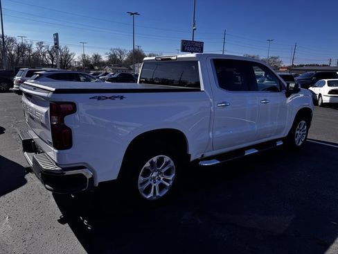 Used 2024 Chevrolet Silverado 1500 LTZ image 2