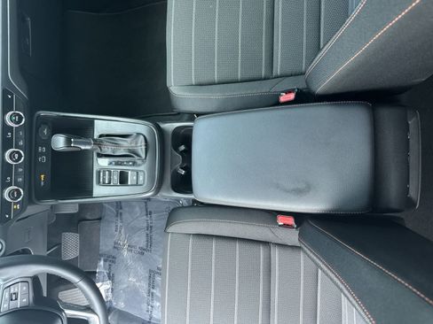 Used 2025 Honda CR-V Sport image 18
