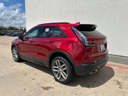 Used 2023 Cadillac XT4 Sport w/ Cold Weather Package FWD image 5