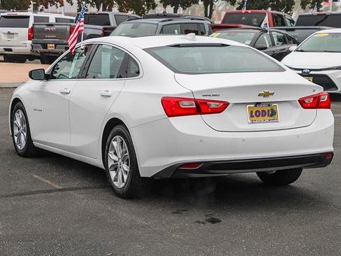 Used 2024 Chevrolet Malibu LT image 2