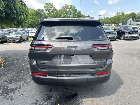 New 2025 Jeep Grand Cherokee L Altitude image 4