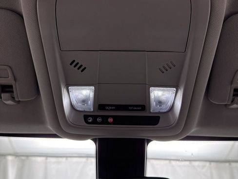 Used 2024 Chevrolet Equinox LT image 25