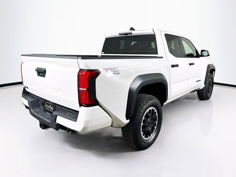 Used 2025 Toyota Tacoma TRD Off-Road image 9