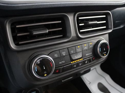 Used 2023 Ford Maverick Lariat w/ Lariat Luxury Package FWD image 16