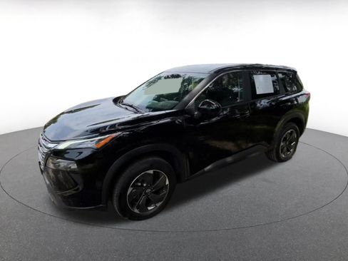 Used 2025 Nissan Rogue SV AWD/4WD image 8