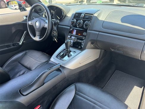 Used 2008 Saturn Sky w/ Weekend Getaway Package image 12