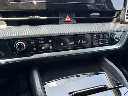 Certified 2023 Kia Sportage LX FWD image 30