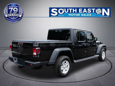 Used 2020 Jeep Gladiator Sport w/ Quick Order Package 24S AWD/4WD image 8
