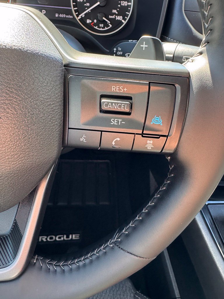 Used 2026 Nissan Rogue SV w/ Cold Weather Package FWD image 25