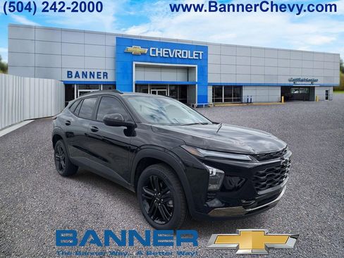 New 2026 Chevrolet Trax ACTIV image 1