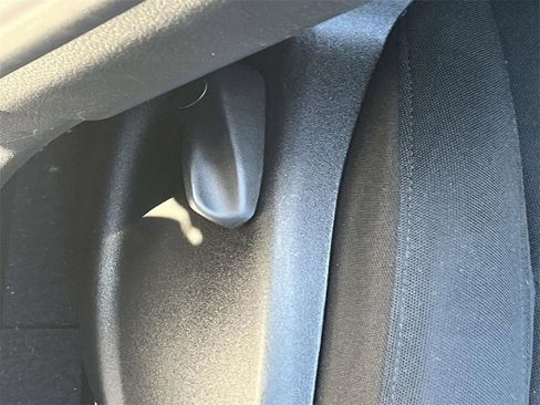 Used 2022 Jeep Renegade Latitude image 19