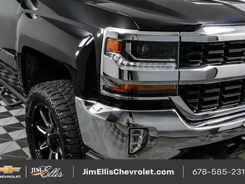 Used 2018 Chevrolet Silverado 1500 LT w/ LT Eassist Package image 30
