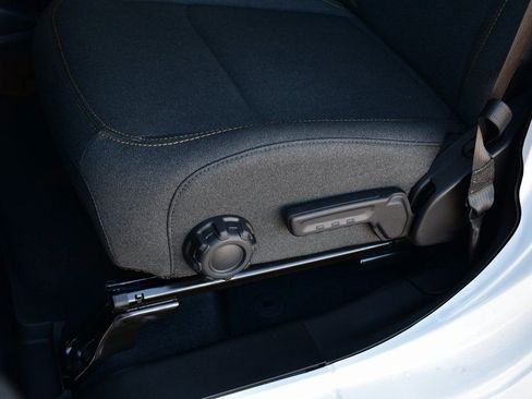 New 2025 Jeep Gladiator Sport image 20