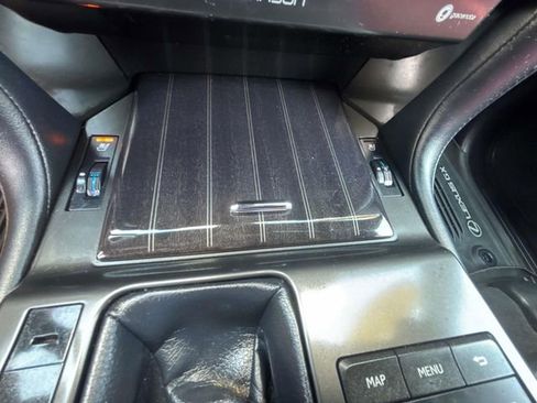 Used 2023 Lexus GX 460 Premium w/ Accessory Package AWD/4WD image 32