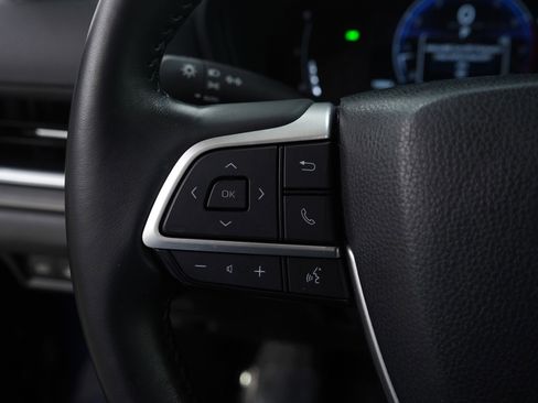 Used 2024 Toyota Grand Highlander XLE image 18