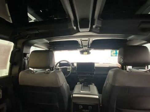 Used 2025 GMC Hummer EV 2X image 28