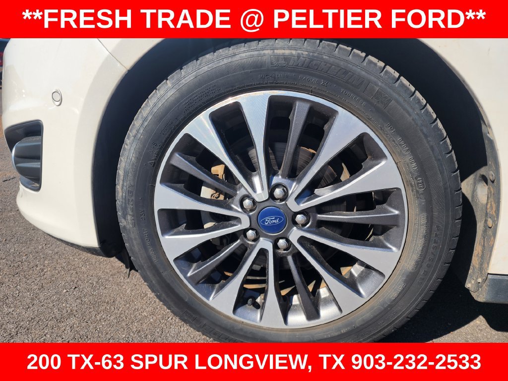 Used 2017 Ford C-MAX Titanium w/ Equipment Group 301A FWD image 6