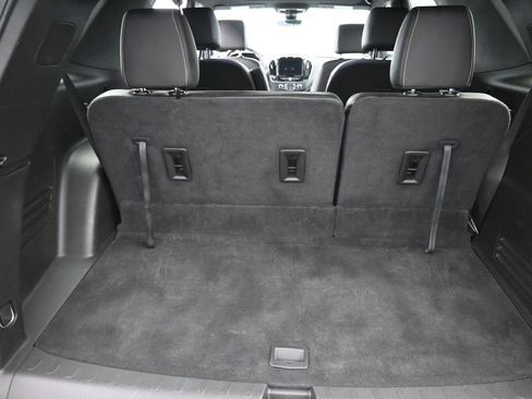 Used 2023 Chevrolet Traverse LT w/ LT Premium Package image 14