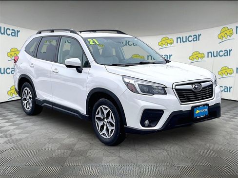 Used 2021 Subaru Forester Premium image 1