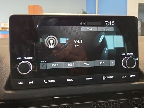 Used 2025 Honda Civic Sport image 16