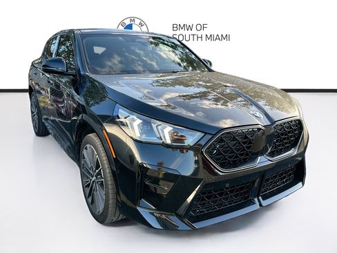 New 2026 BMW X2 xDrive28i w/ M Sport Package AWD/4WD image 1