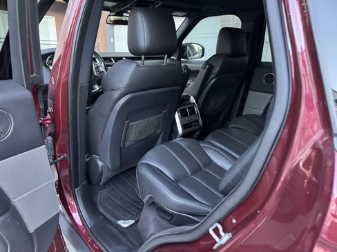 Used 2016 Land Rover Range Rover Sport SE image 30