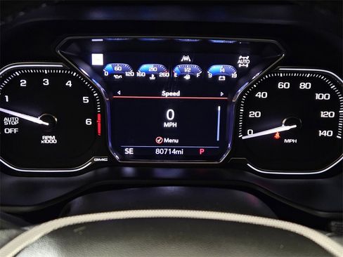 Used 2021 GMC Yukon Denali w/ Denali Premium Package image 12