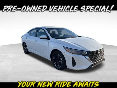 Used 2024 Nissan Sentra SV image 1