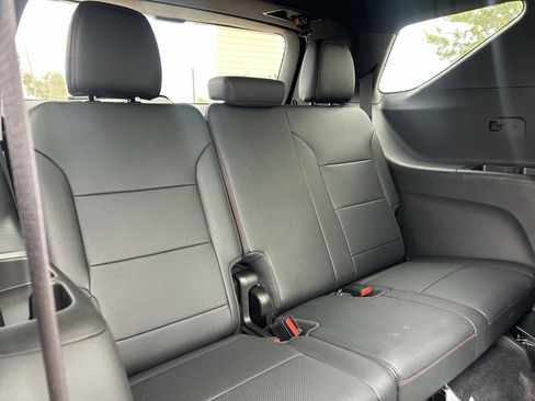 Used 2024 Chevrolet Traverse RS w/ LPO, Floor Liner Package image 18