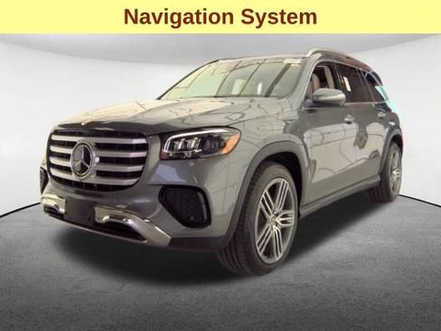 Used 2024 Mercedes-Benz GLS 450 4MATIC image 4