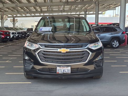 Used 2020 Chevrolet Traverse LS FWD image 3