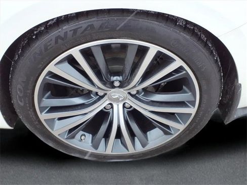 Used 2017 INFINITI Q60 w/ Premium Plus Package 3.0T image 7