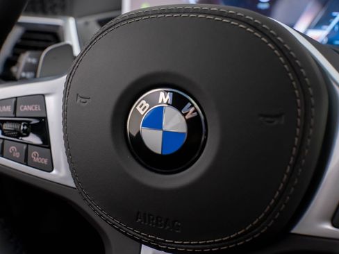 New 2026 BMW X7 xDrive40i w/ M Sport Package AWD/4WD image 26